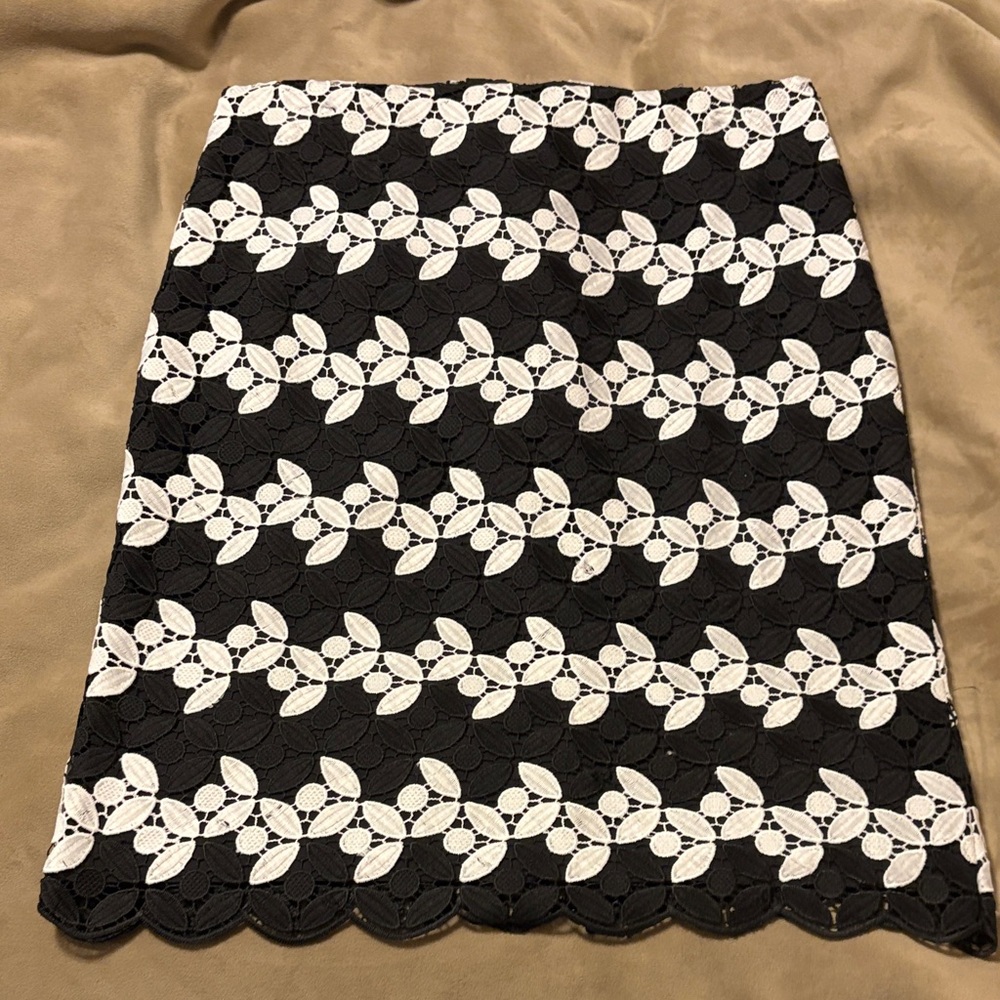 Talbots Black and White Floral Lace Mini Skirt